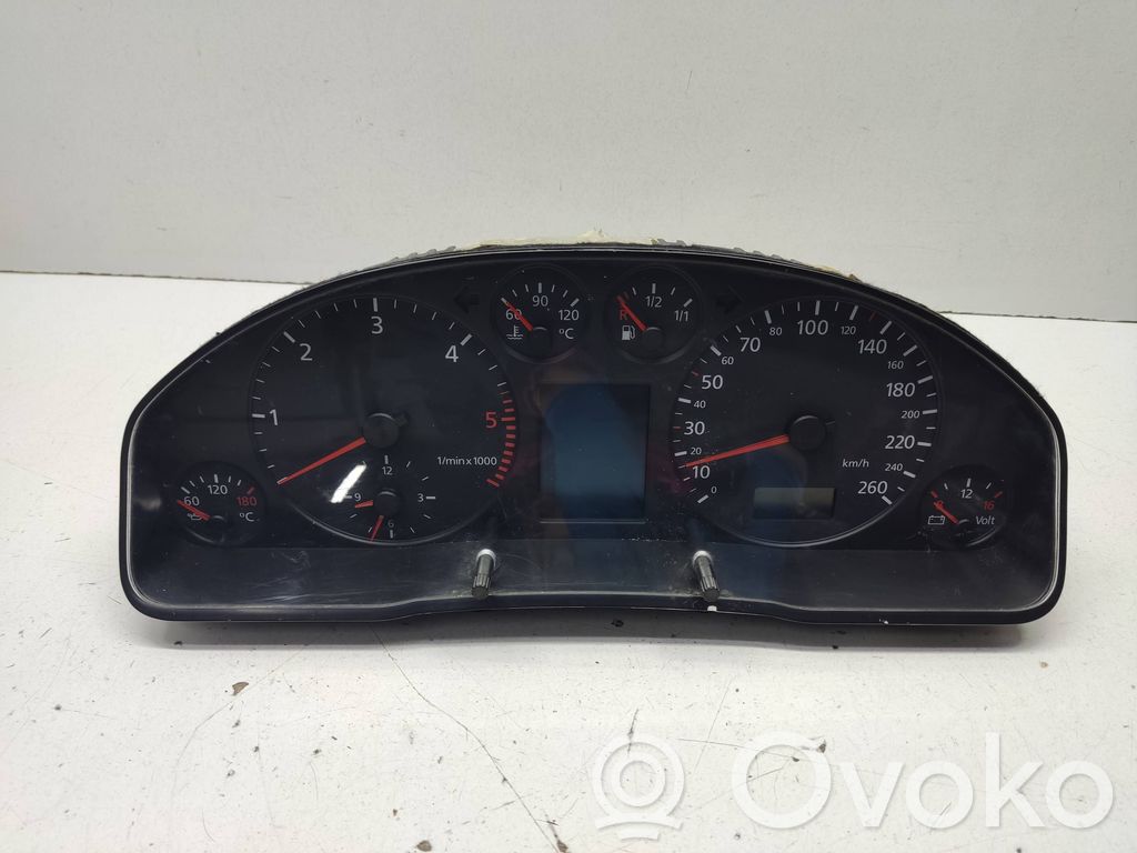 Audi A6 Allroad C5 Speedometer (instrument cluster) 