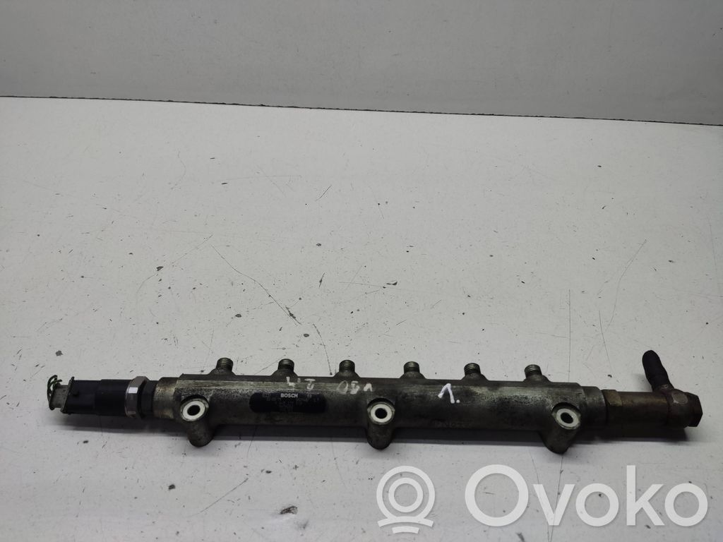 Volvo V70 Tubo principal de alimentación del combustible 