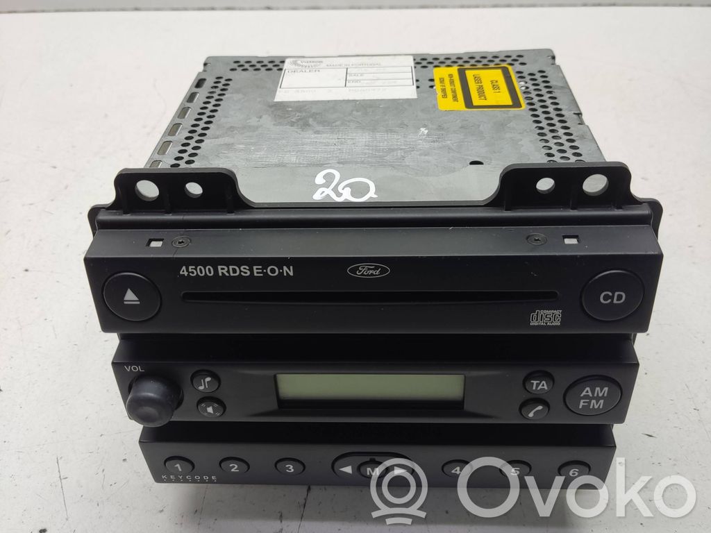 Ford Fusion Radio/CD/DVD/GPS head unit 