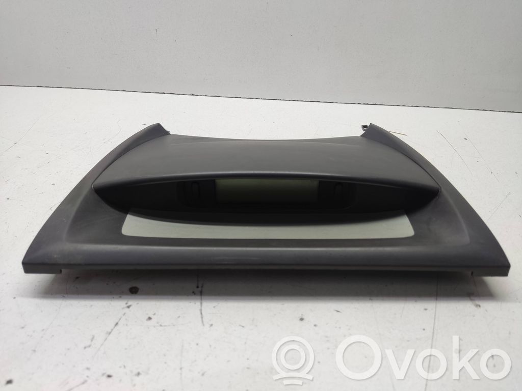 Peugeot 807 Screen/display/small screen 