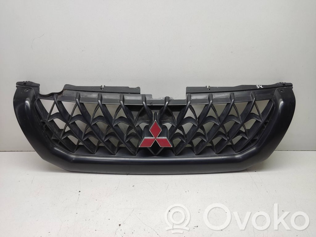Mitsubishi Pajero Sport I Atrapa chłodnicy / Grill 