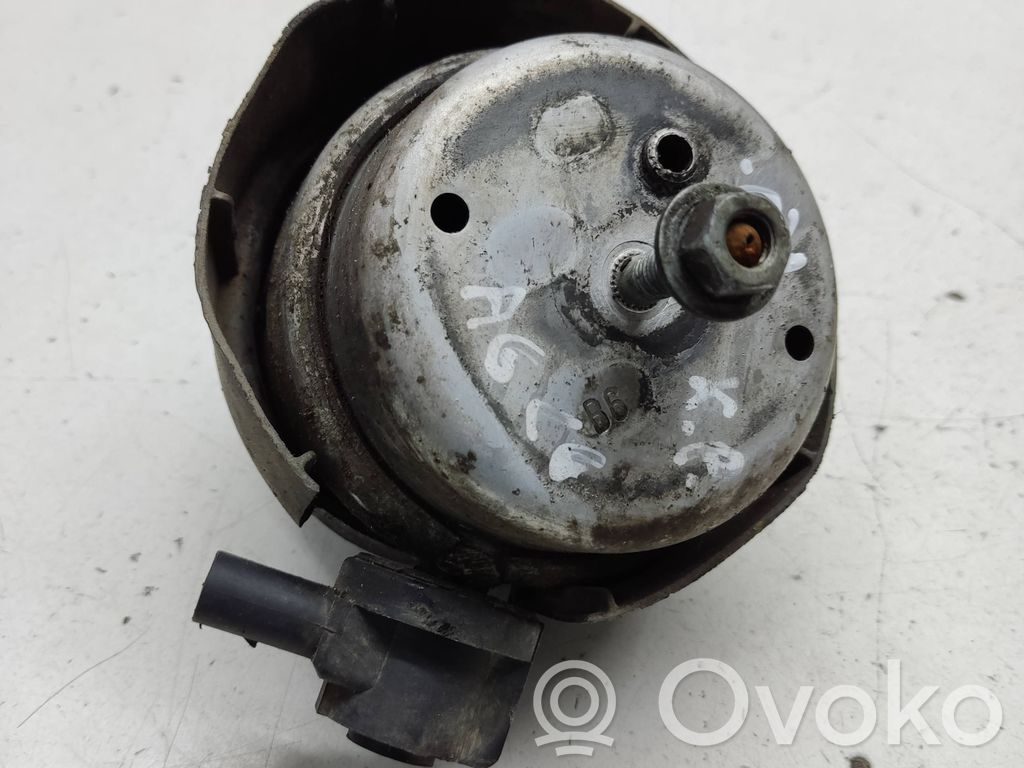 Audi A4 S4 B6 8E 8H Engine mount bracket 