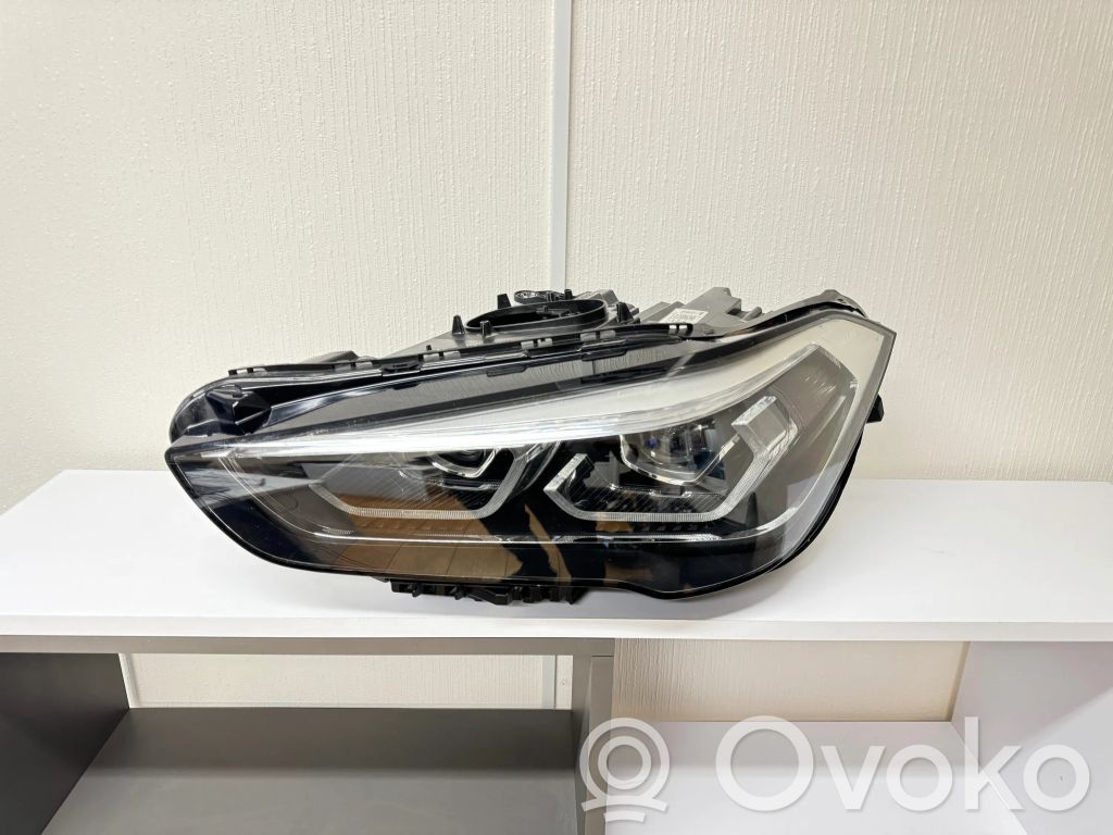BMW X1 F48 F49 Lampa przednia 
