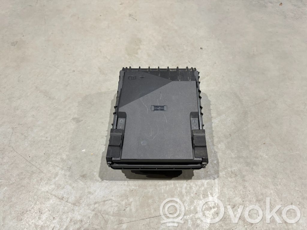 Volkswagen Touran I Modul siguranțe 