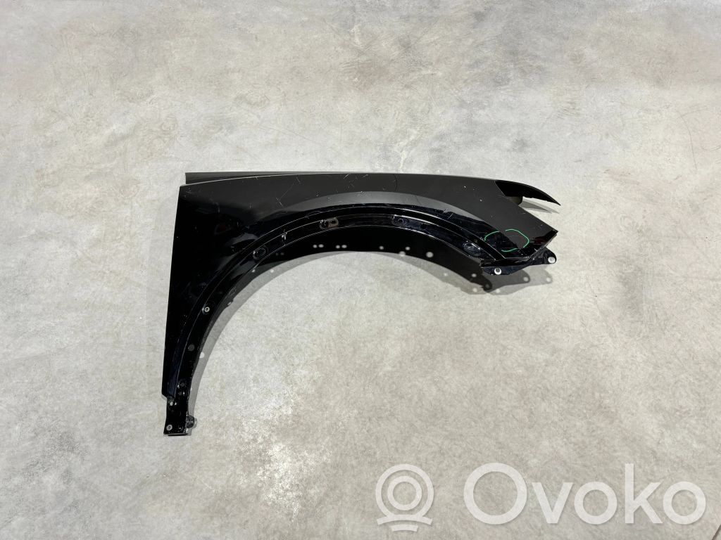 Audi Q3 F3 Sparnas 