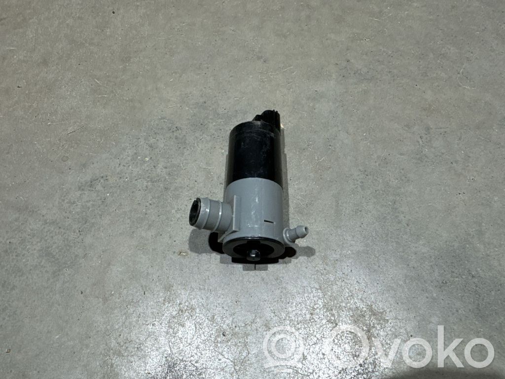 Headlight washer pump   1019873,614953,130929A