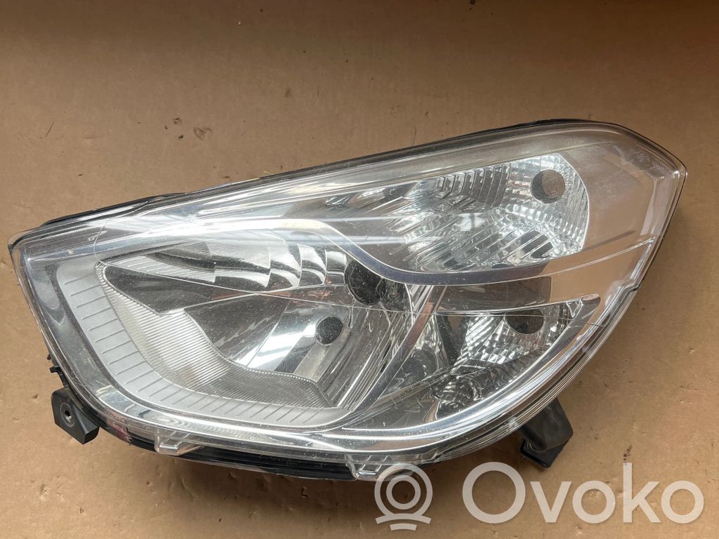 Dacia Dokker Передняя фара 