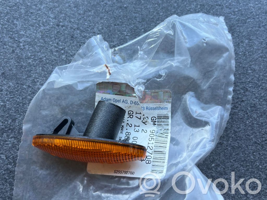 Opel Vectra B Kierunkowskaz błotnika przedniego 