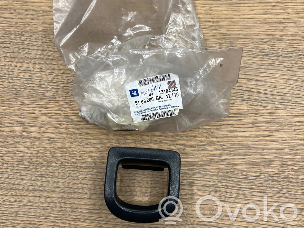Opel Corsa C Kita salono detalė 