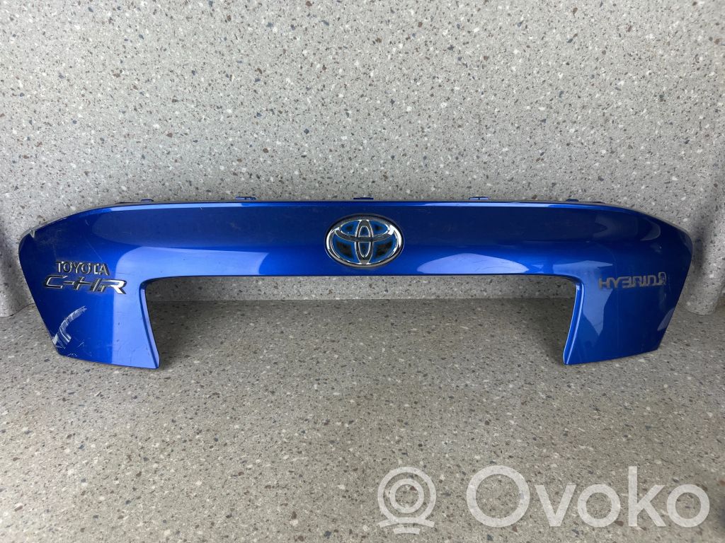 Toyota C-HR I Tailgate trim 