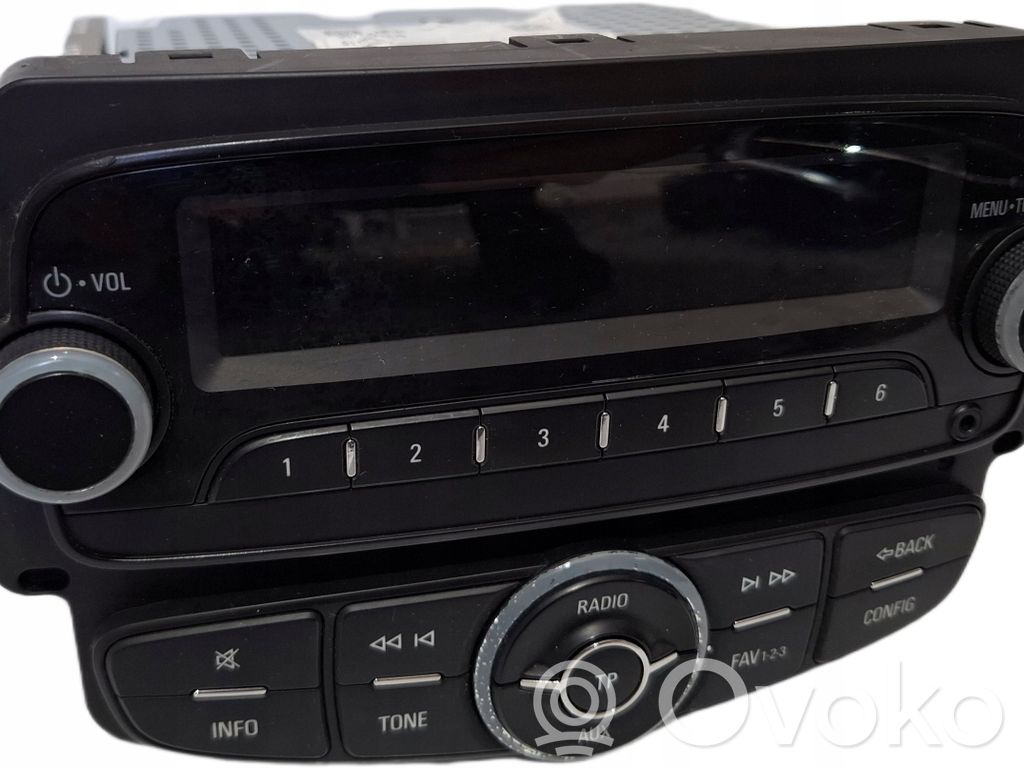Opel Corsa E Panel / Radioodtwarzacz CD/DVD/GPS 