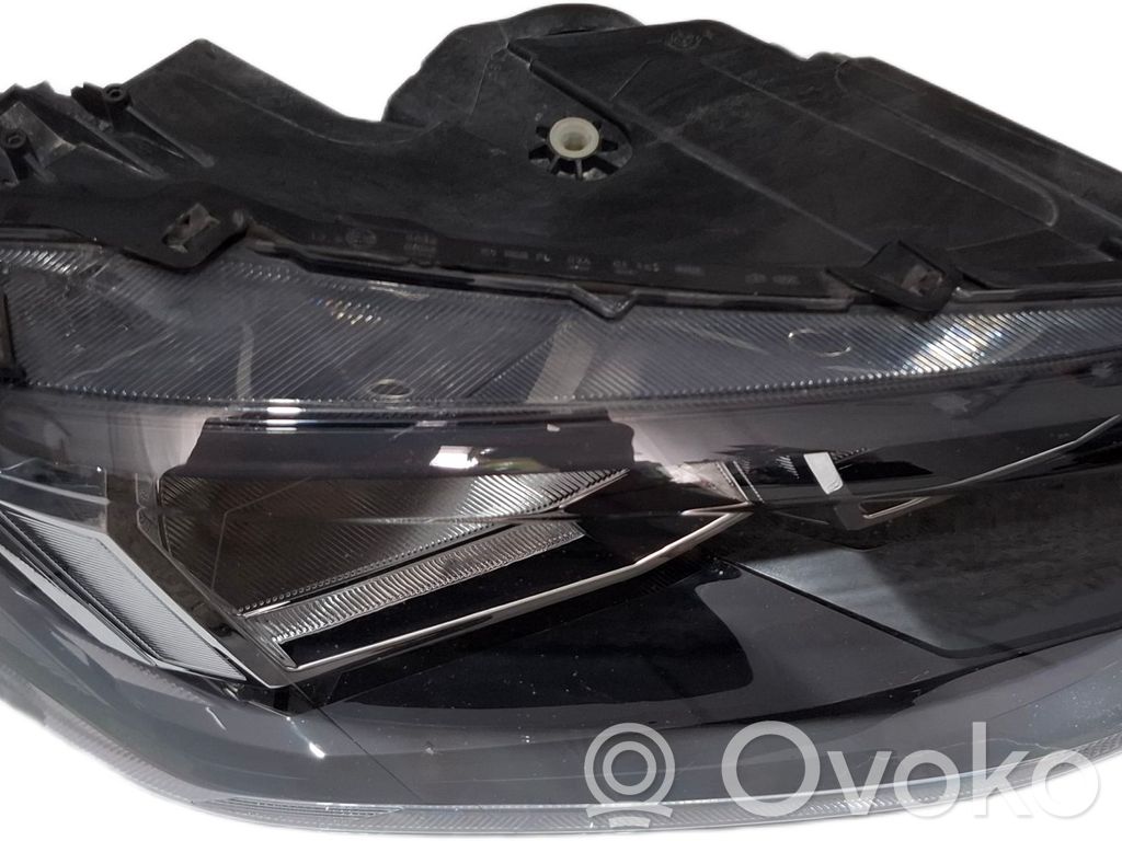 Volkswagen Caddy Headlights/headlamps set 