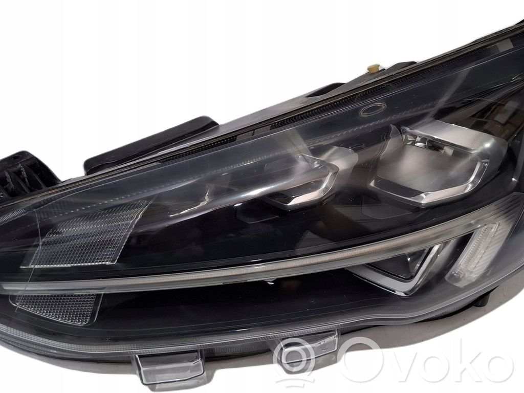 Ford Focus Headlight/headlamp 