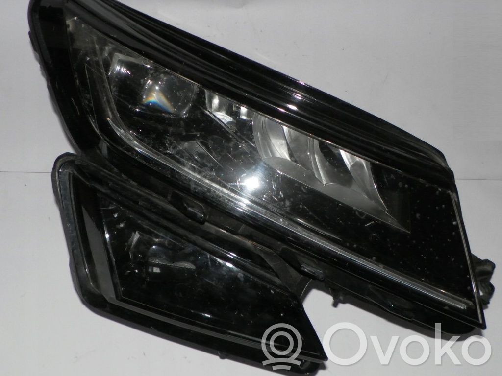 Skoda Kodiaq Headlights/headlamps set 