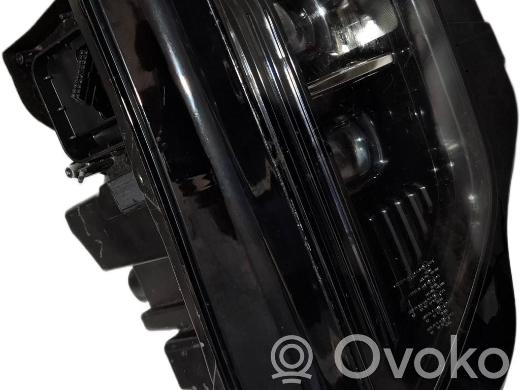 Phare frontale   37111100R02A,37111100R02,65021601,3711110QR02,3711110QR02A,3711812QR02,37118120R02,65021601