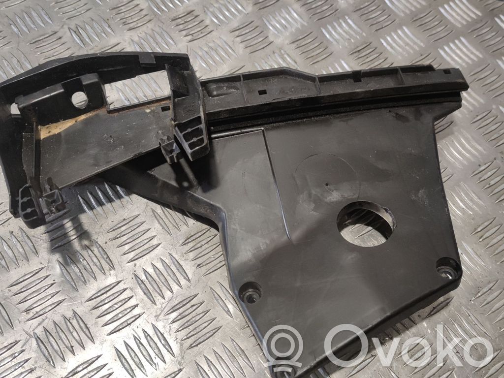 Volvo S60 Etupuskurin kannake 