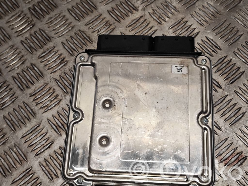 BMW X5 F15 Engine control unit/module 