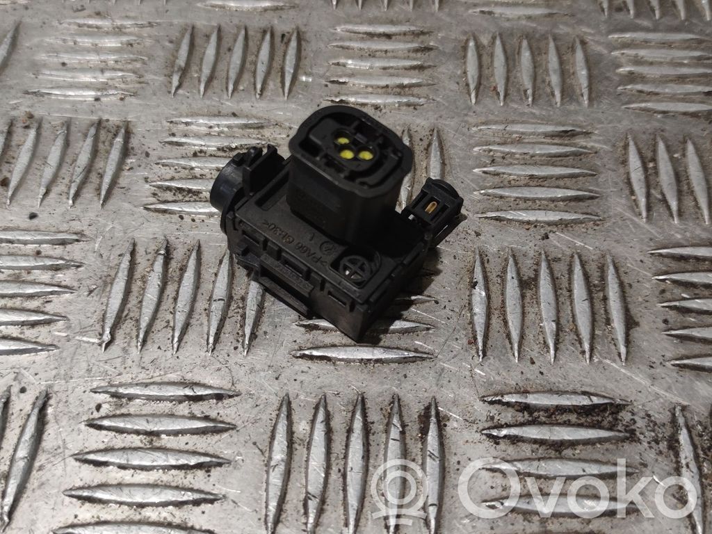 Audi A7 S7 4G Sensor / Fühler / Geber 