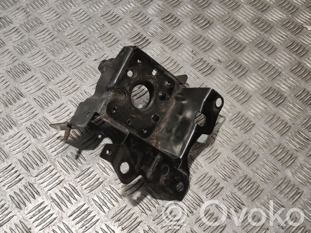 Jaguar XF X250 ABS pump bracket 