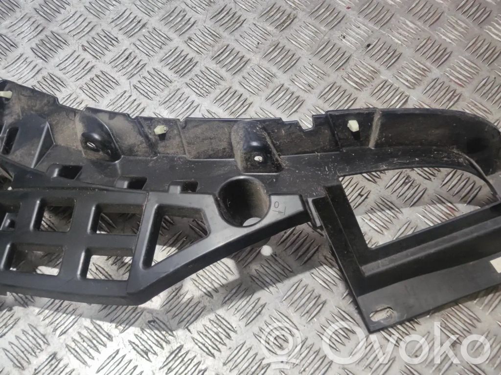 Porsche Macan (95B) Rear bumper mounting bracket 