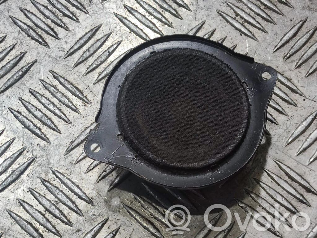 Jeep Grand Cherokee Front door speaker 