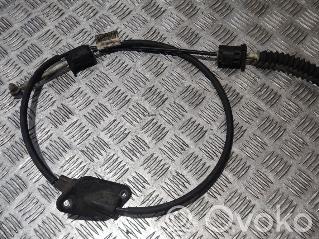 Volvo S60 Gear shift cable linkage 