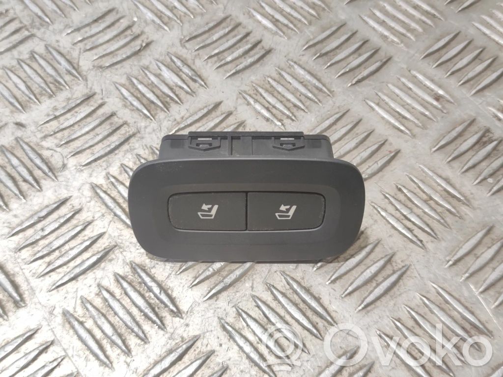 Volvo S90, V90 Seat control switch 