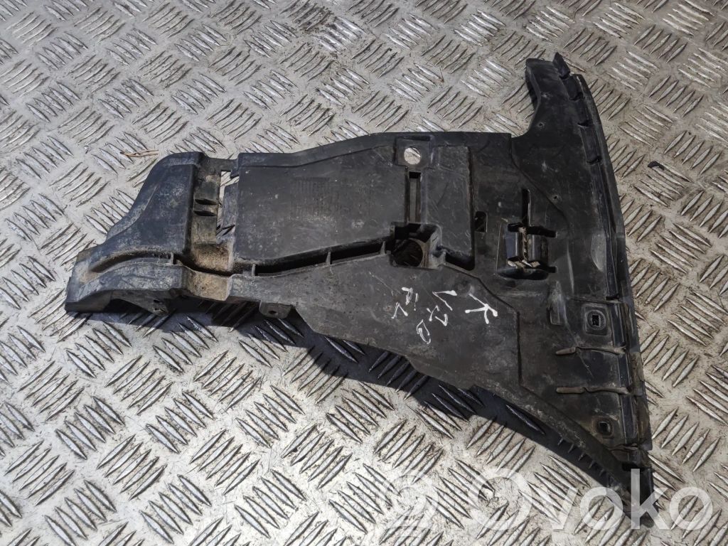 Volvo V70 Front bumper mounting bracket 