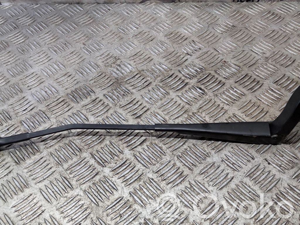 Porsche Macan (95B) Brazo del limpiaparabrisas delantero 