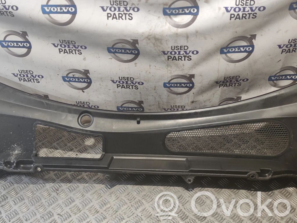 Volvo XC60 Pyyhinkoneiston lista 