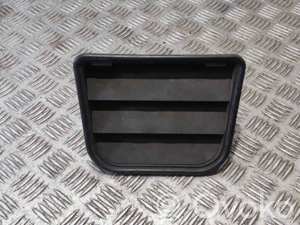 Volvo S60 Válvula de presión del panel lateral trasero 