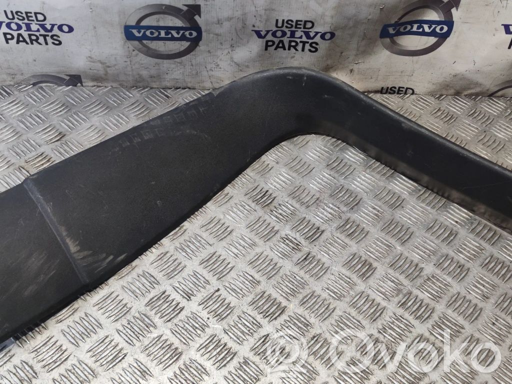 Volvo XC90 Tailgate trim 