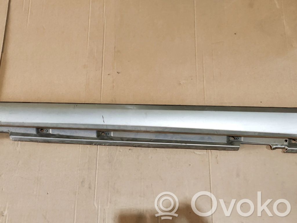 Volvo V60 Sill 