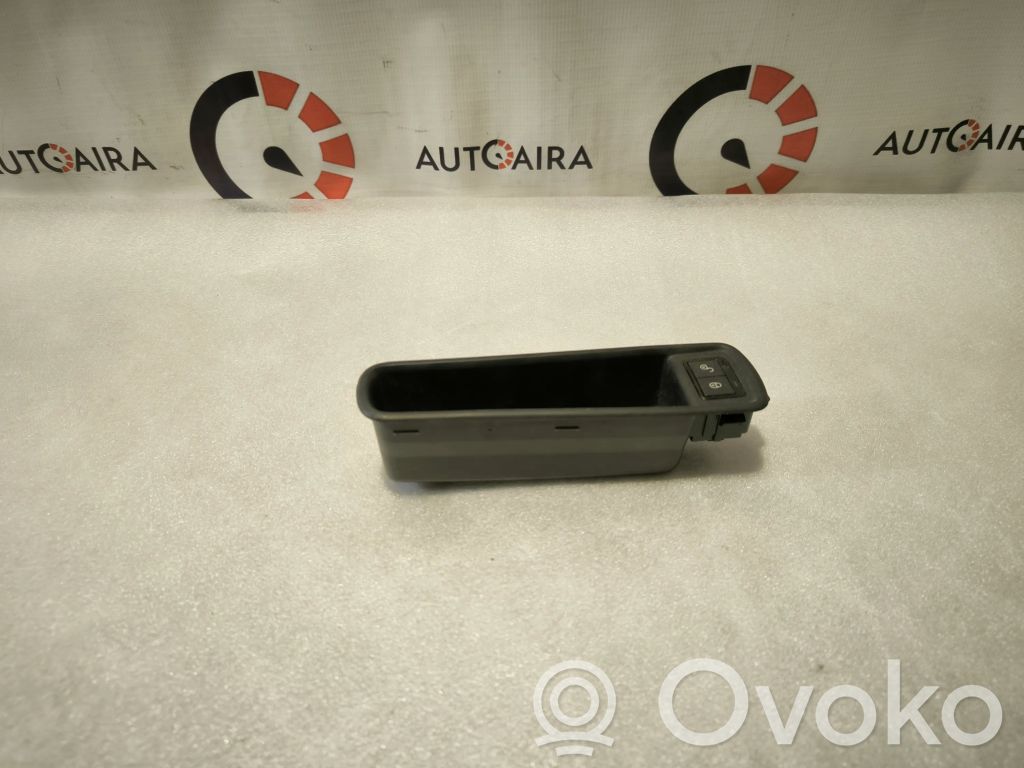 Jaguar XE Central locking switch button 