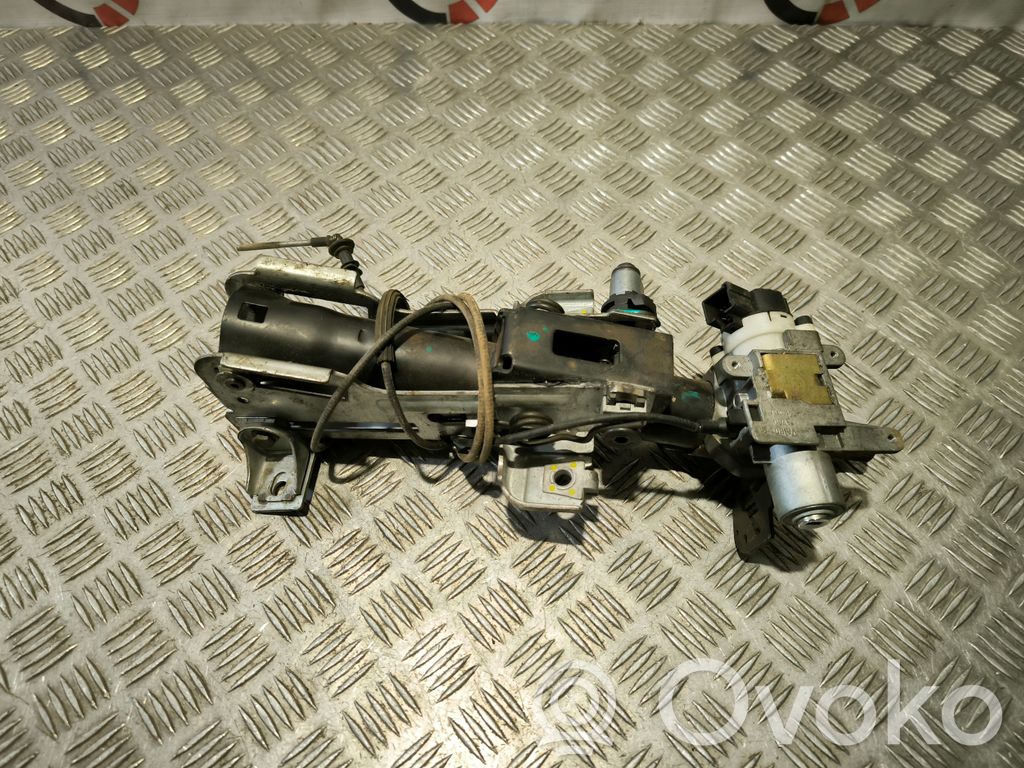 Volvo XC70 Vairo rato ašis 