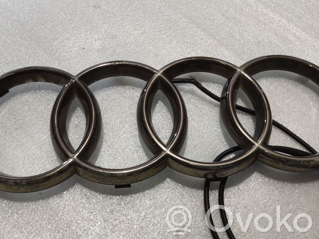 Audi A8 S8 D4 4H Ražotāja emblēma 