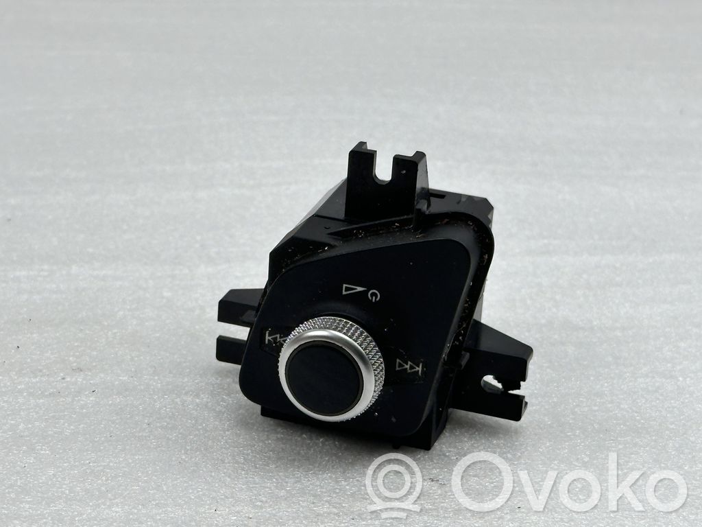 Audi Q7 4M Mando de control del sonido 