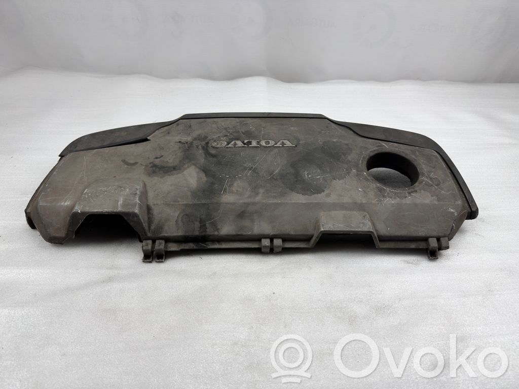 Volvo V70 Engine cover (trim) 