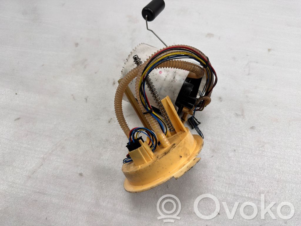Volvo XC90 Bomba interna de combustible 