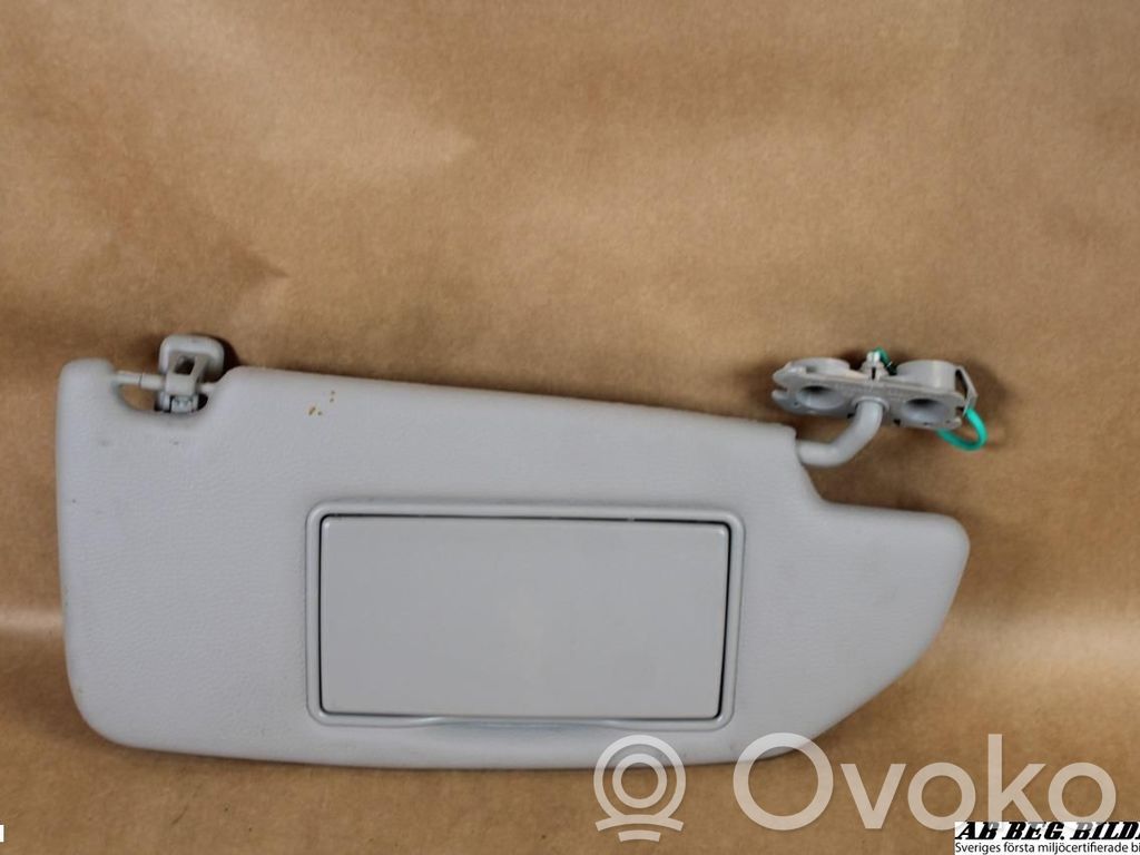 Sun visor