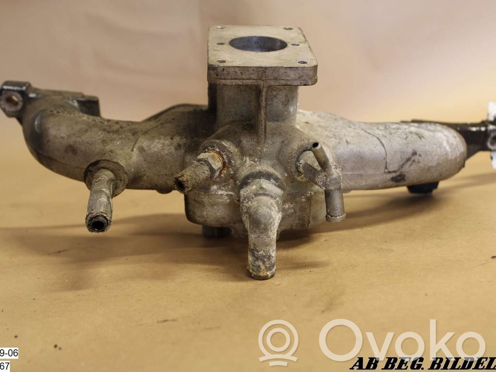 Intake manifold   86HF9425VC