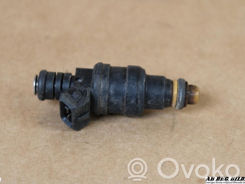 Audi 100 S4 C4 Inyector de combustible 