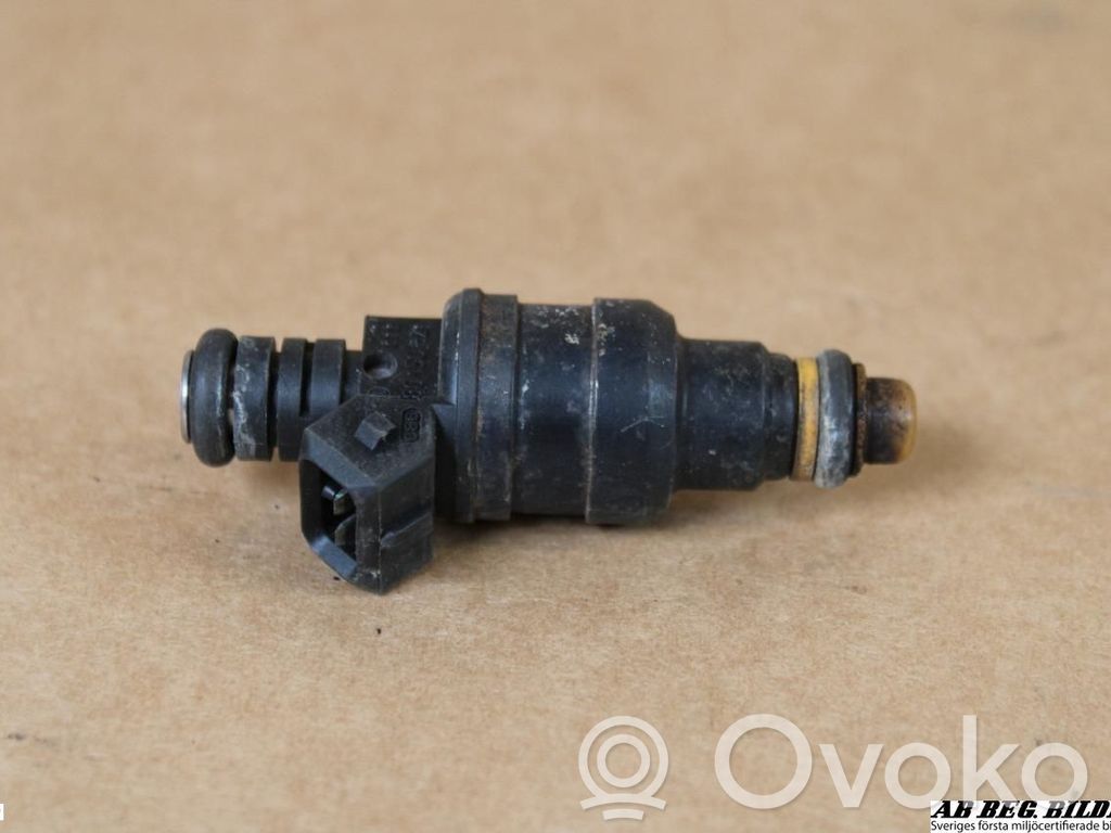 Audi 100 S4 C4 Inyector de combustible 