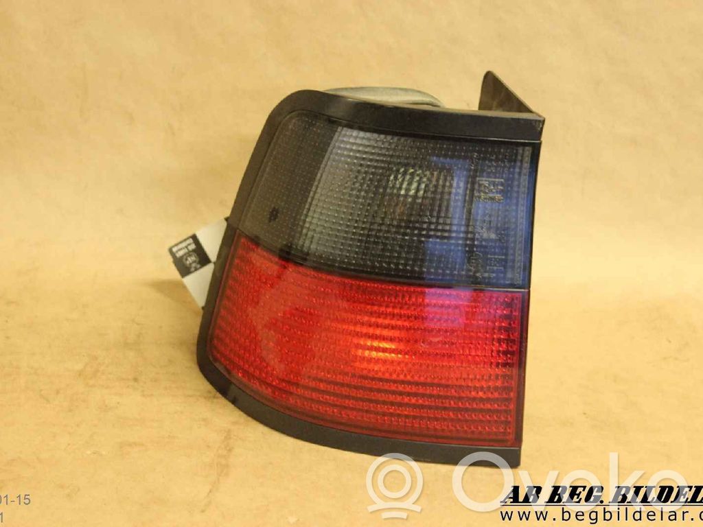 Citroen Xantia Aizmugurējais lukturis virsbūvē 