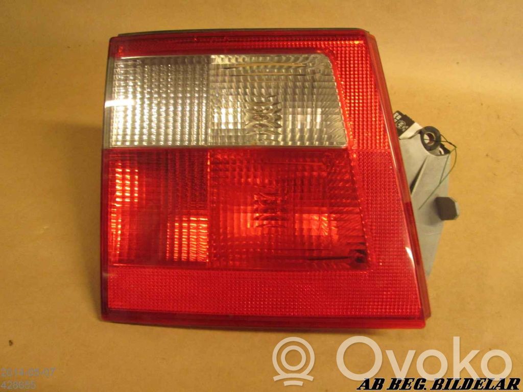 Saab 9-5 Tailgate rear/tail lights 