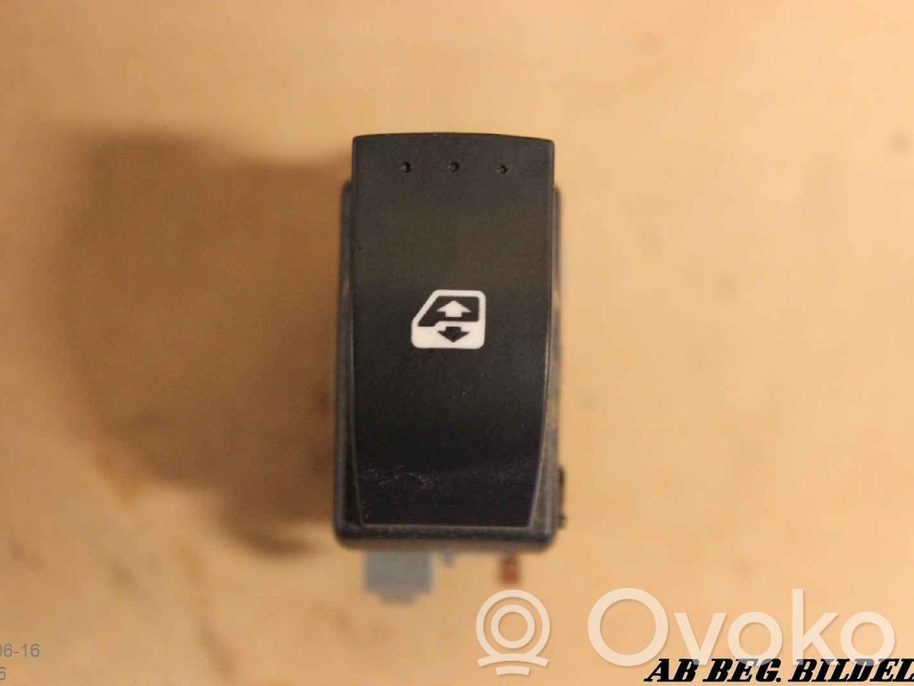 Renault Laguna II Electric window control switch 