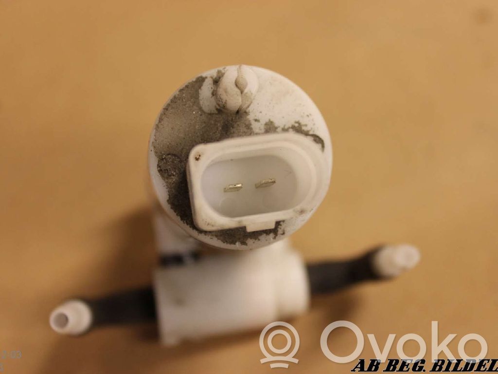 Windscreen/windshield washer pump   837742903