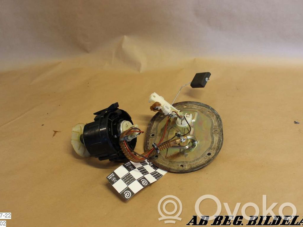 Bomba interna de combustible   1182109,221824059001