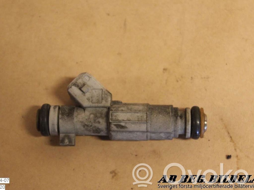 Peugeot 306 Inyector de combustible 