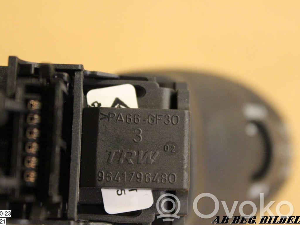 Peugeot 407 Cruise control switch 